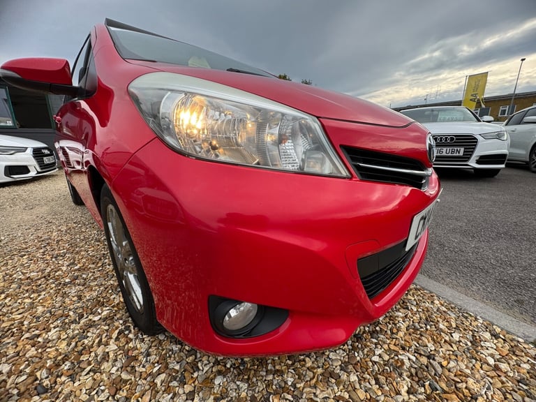 2014 Toyota Yaris 1.33 VVT-i Icon+ 5dr HATCHBACK Petrol Manual