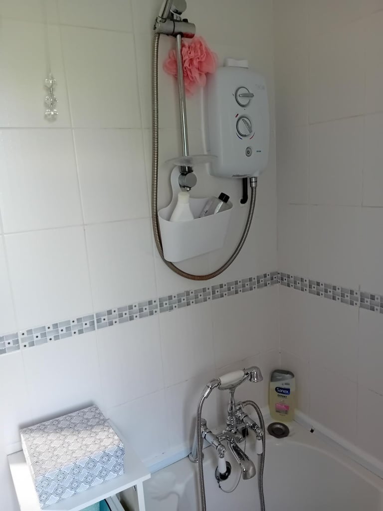 Weeknight Room in South Milton Keynes