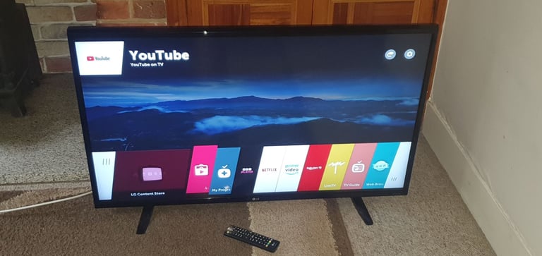 LG 43 inch 4K Smart tv Ultra HD freesat / freeview wifi Led TV