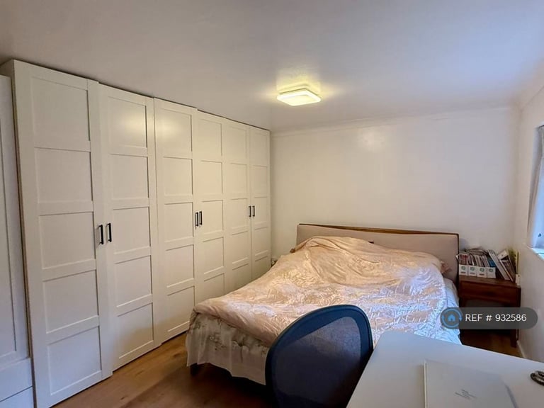 2 bedroom flat in Radley House, Oxford, OX2 (2 bed) (#932586)