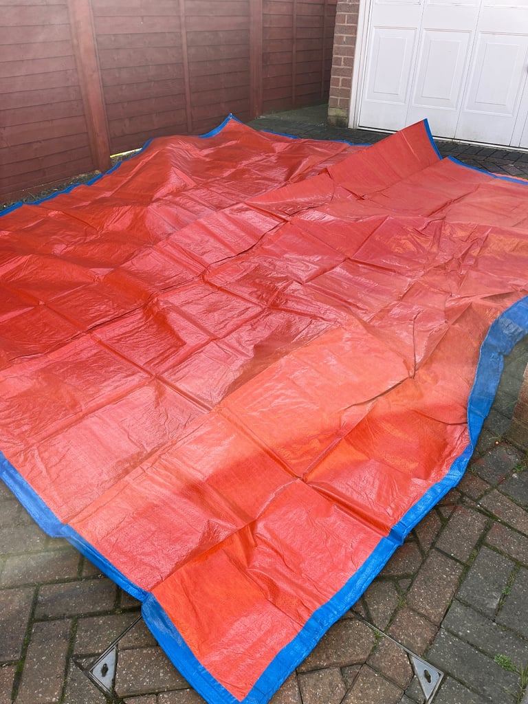 Tarpaulin Heavy Duty Waterproof 10m x 10m Metal Fixing Eyelets & Rope Reinforced Hems