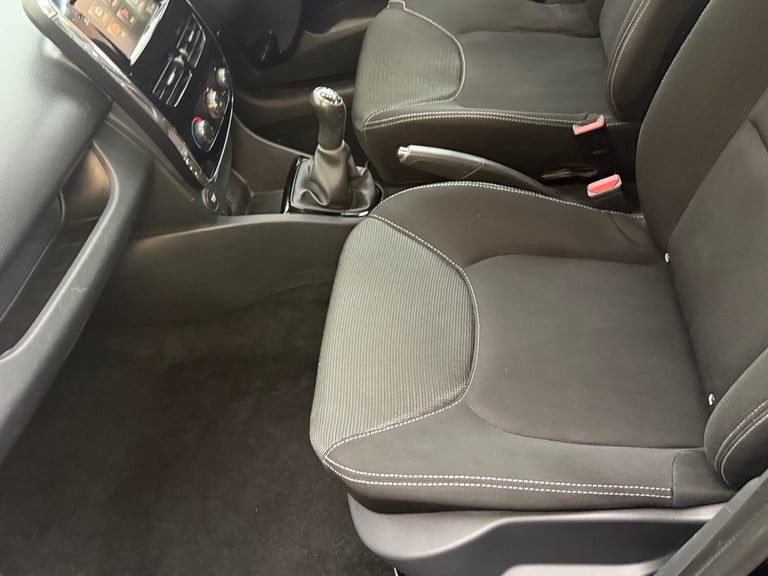 2014 Renault Clio 1.2 16V Dynamique MediaNav 5dr HATCHBACK Petrol Manual