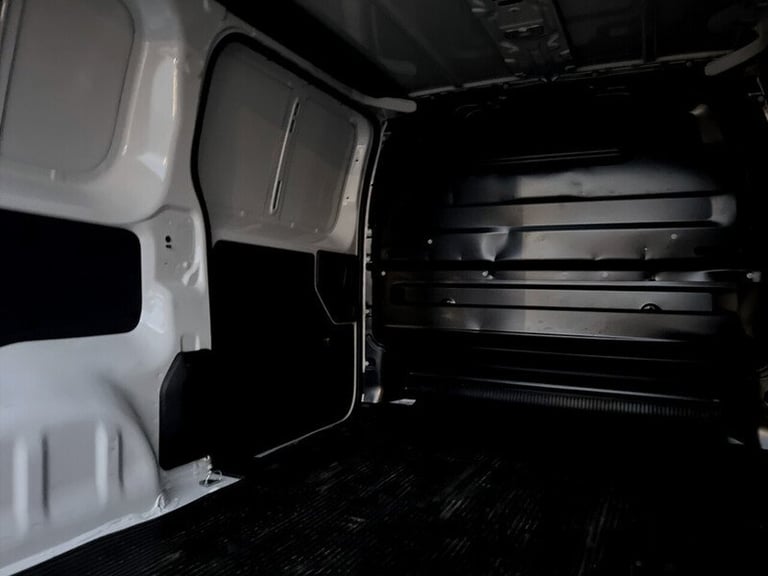 2022 Vauxhall Vivaro Electric 3100 Dynamic Panel Van Electric Automatic
