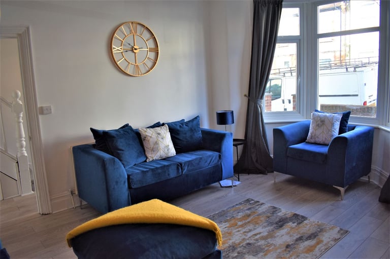 4 Bedroom House in Southend On Sea To Rent (Company let available)