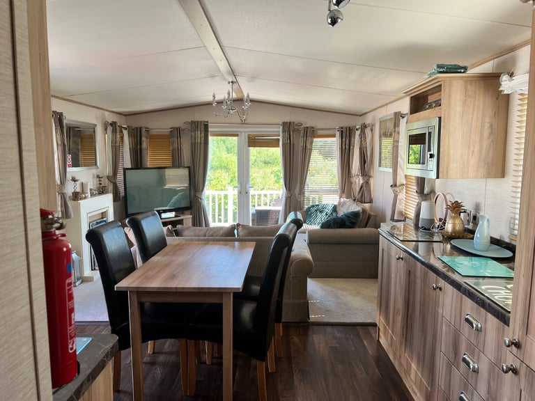 Marton Mere Blackpool 20th mon -Fri £225