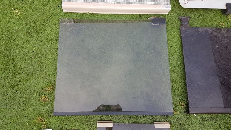 Glass hob lid / cover for camper caravan motorhome or boat.