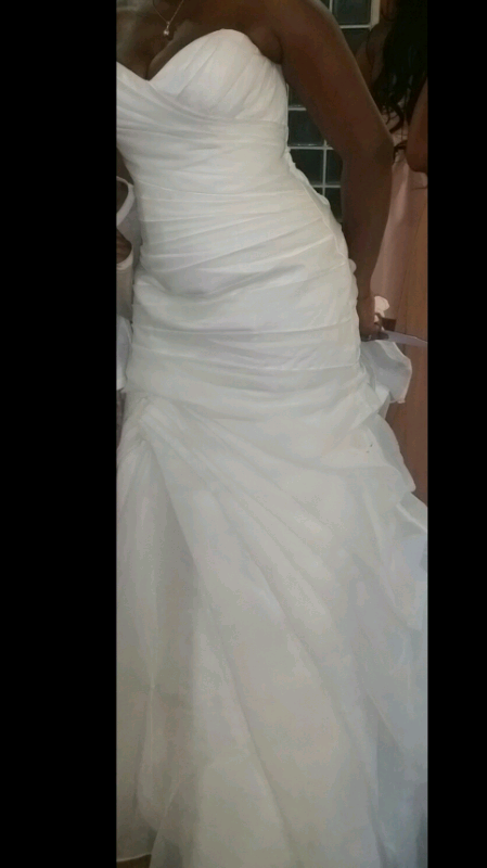 Wedding dress