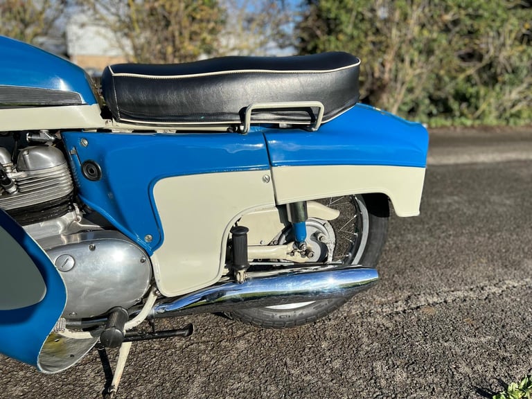 Norton jubilee 250cc,1959, fitted with Period Avon fairing, stunning 