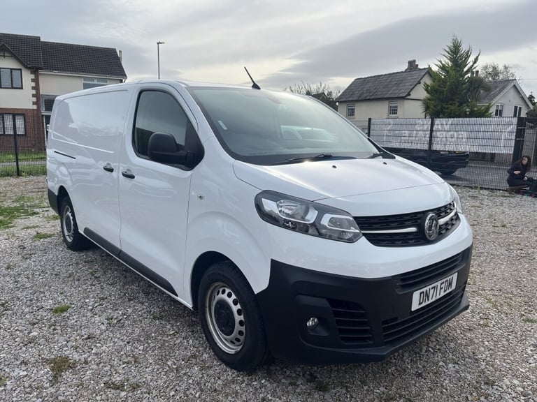 image for 2021 Vauxhall VIVARO L2H1 F2900 DYNAMIC S/S 1.5 L2H1 F2900 DYNAMIC S/S Manual Panel Van Diesel Ma...
