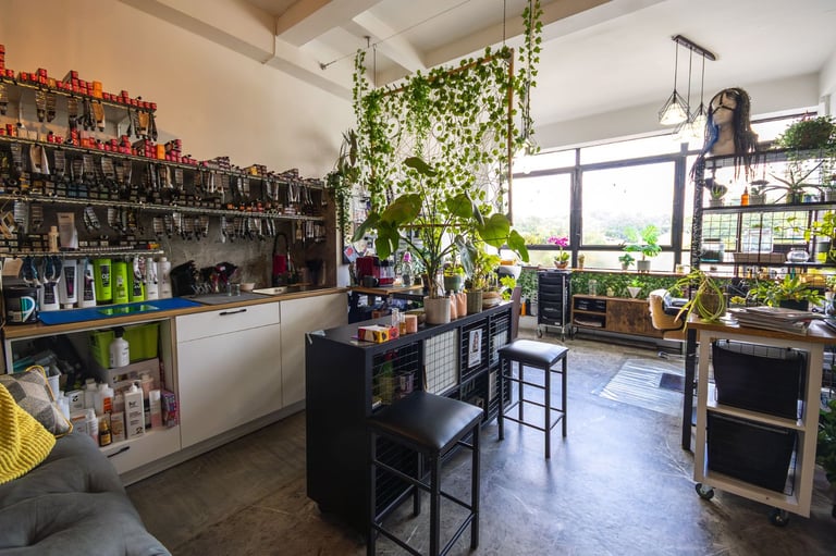 Creative Space | Beauty Room | Artist Studio | Workspace in Wimbledon South West London SW19