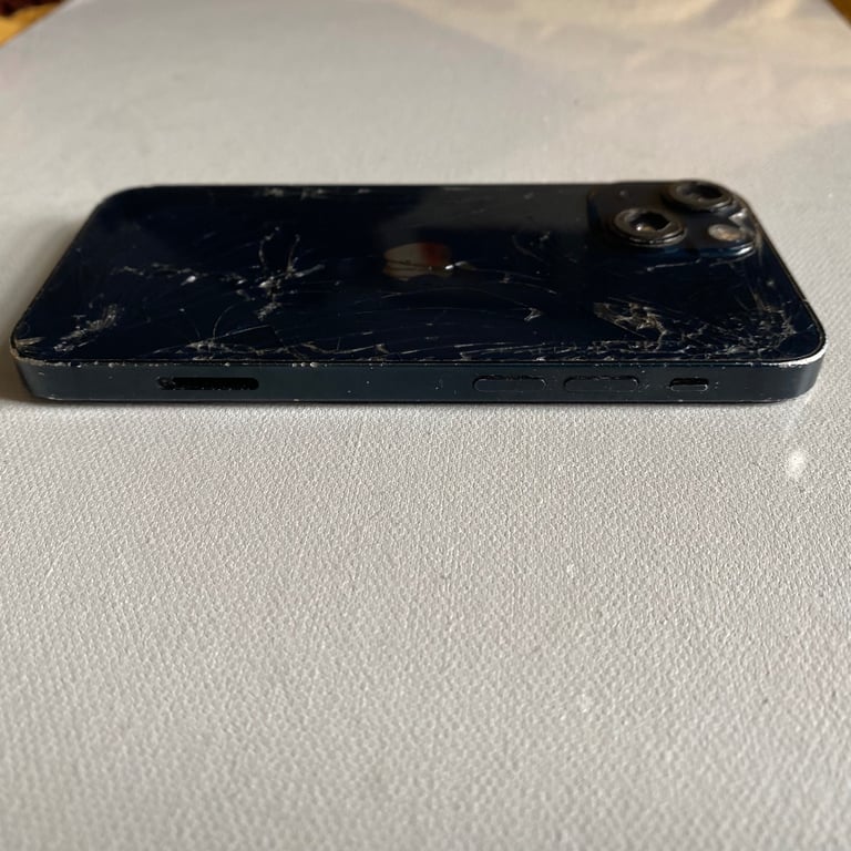 iPhone 13 mini faulty 
