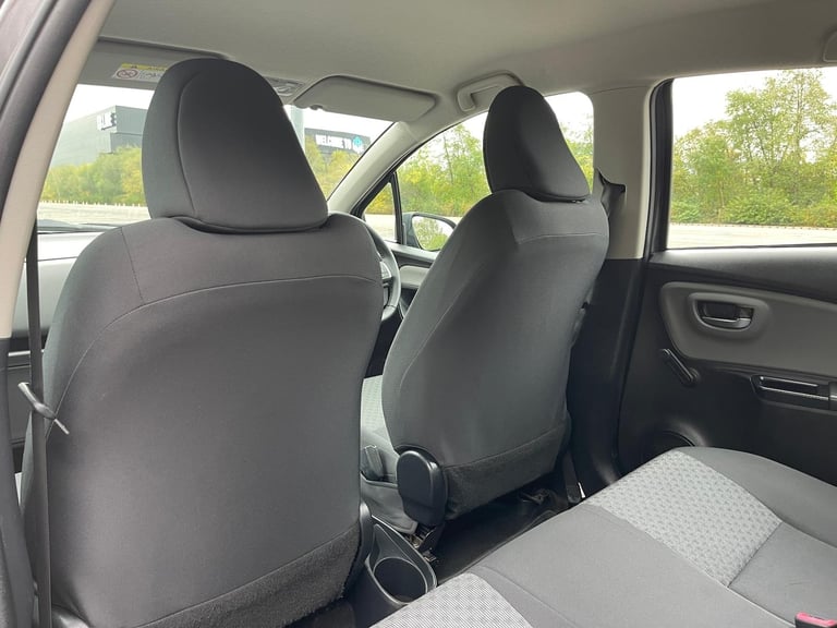 2015 Toyota Yaris 1.33 VVT-i Icon 5dr HATCHBACK Petrol Manual