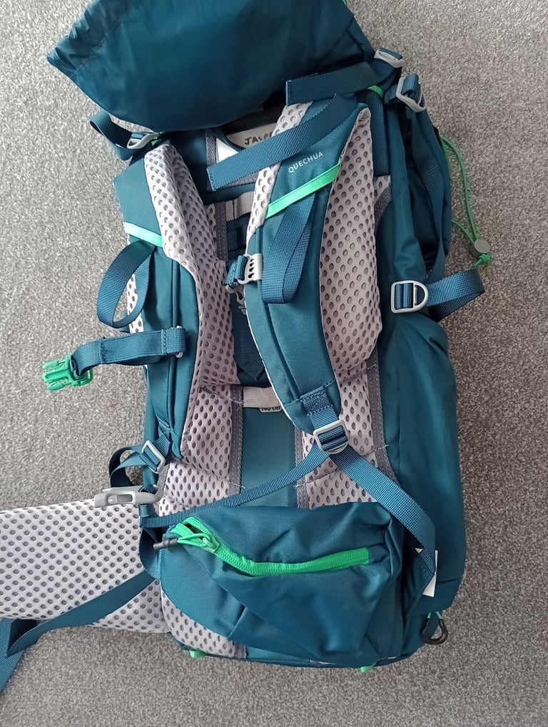 Quechua backpack rucksack 