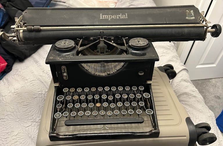 Imperial typewriter, extra large carriage