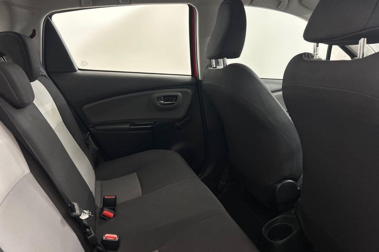 2019 Toyota Yaris 1.5 VVT-i Icon Tech Hatchback 5dr Petrol Manual Euro 6 (111 ps) HATCHBACK Petro...