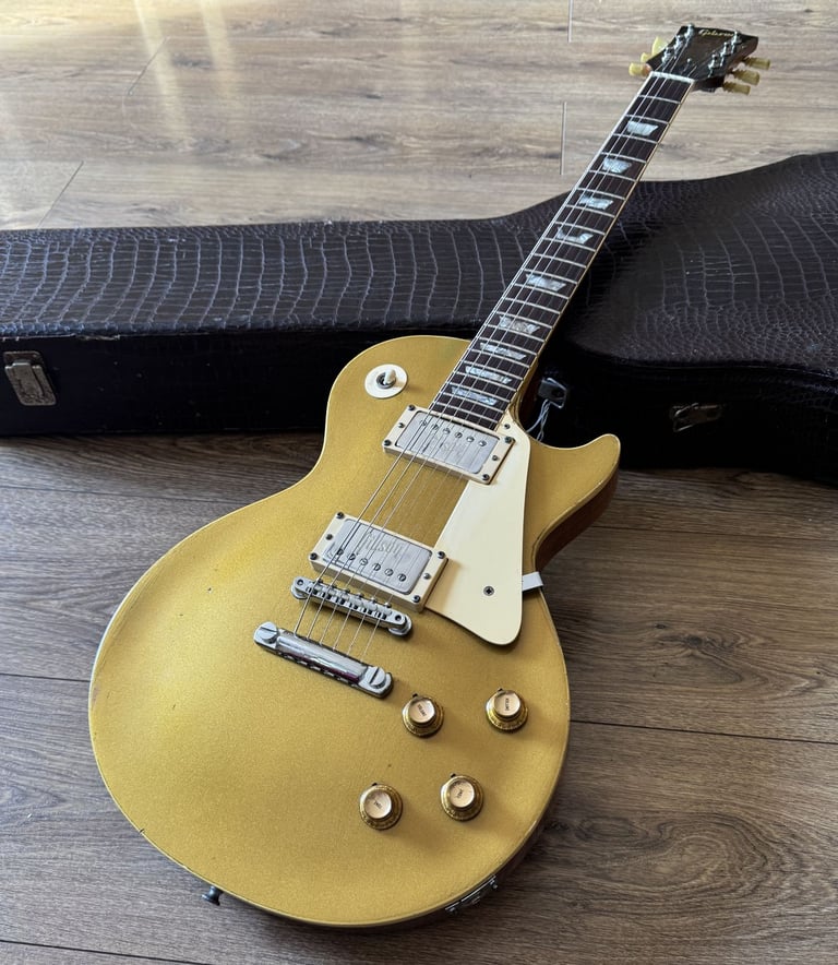 1969 Gibson Les Paul Deluxe Goldtop (Humbucker conversion) - Trades