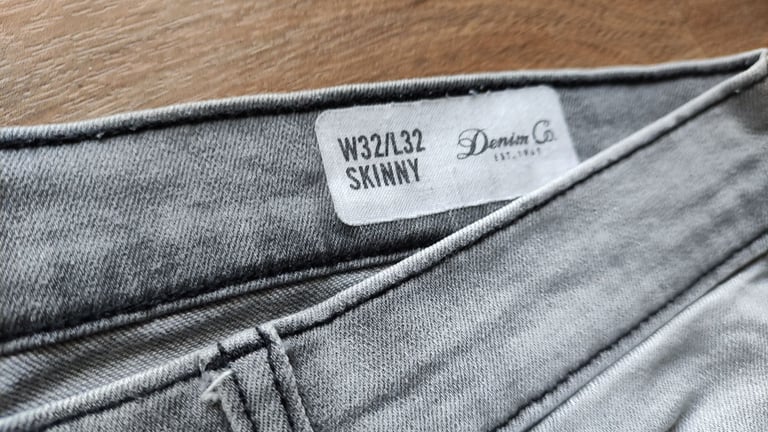 Lot of 5 Pairs Men’s Jeans & Pants Size 32 