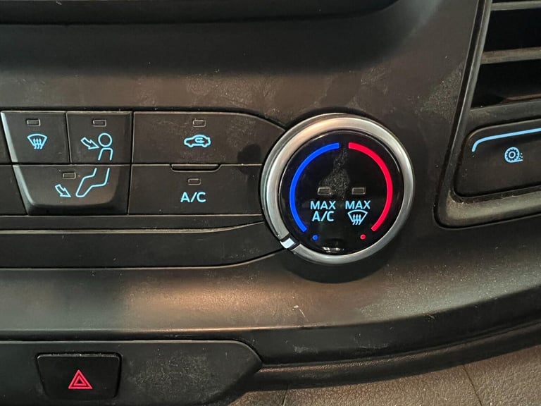 2021 Ford Transit 2.0 350 EcoBlue HD Leader Chassis Cab 2dr Diesel Manual RWD L4 Euro 6 (s/s) Lut...