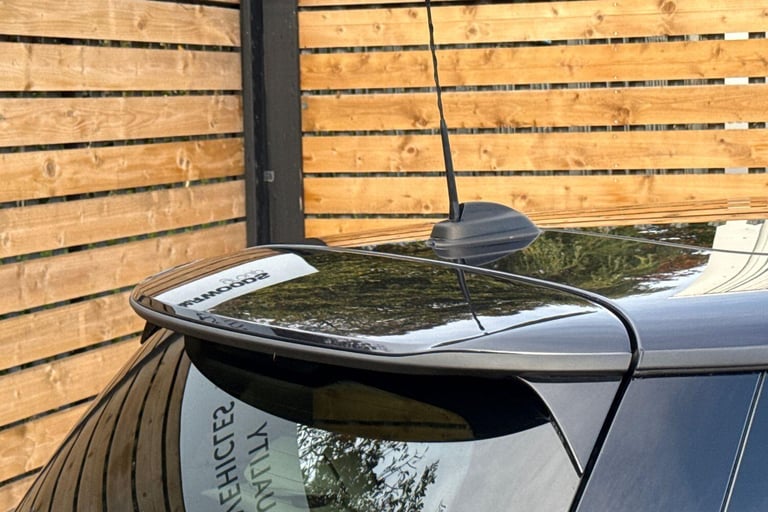 2022 MINI Hatch 1.5 Cooper Exclusive Hatchback 3dr Petrol Steptronic Euro 6 (s/s) (136 ps) HATCHB...