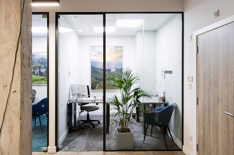 London - SW19 6NW, Find office space in HQ London, Wimbledon Park Road for 1 person