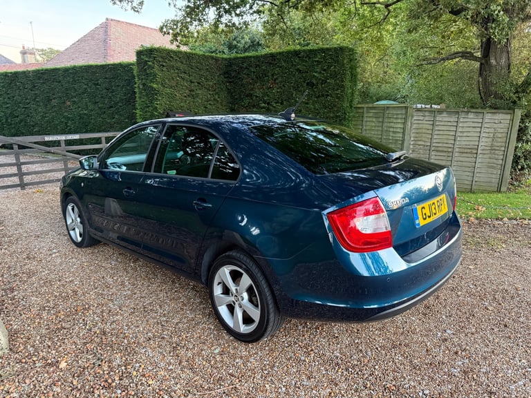 Skoda, RAPID, Hatchback, 2013, Manual, 1598 (cc), 5 doors