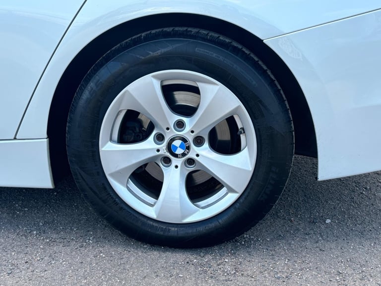 2014 BMW 3 Series 320d EfficientDynamics 4dr Step Auto SALOON DIESEL Automatic