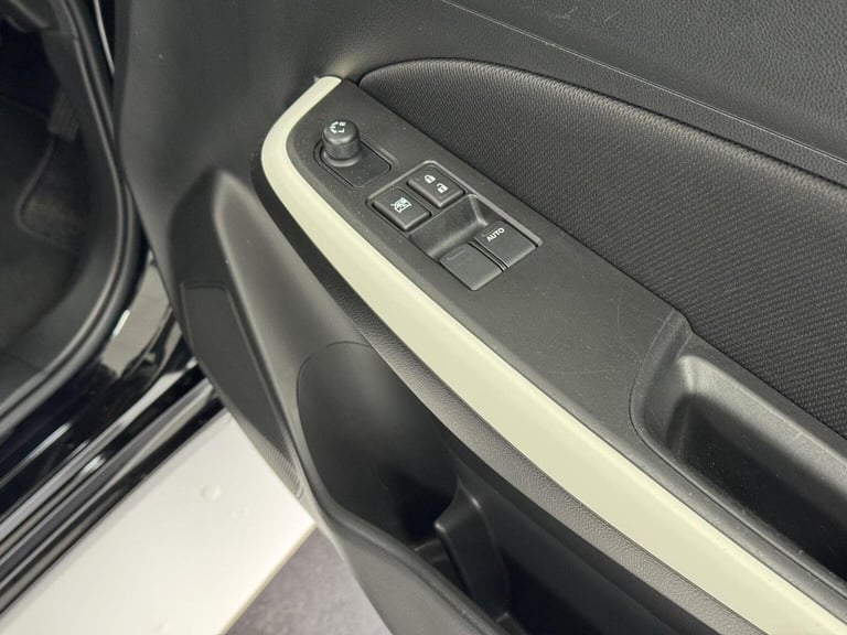 SUZUKI SWIFT 1.0 Boosterjet SZ-T Euro 6 5dr 2018