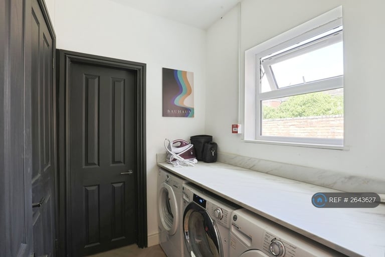 1 bedroom in Bromyard Road, Worcester, WR2 (#2643627)