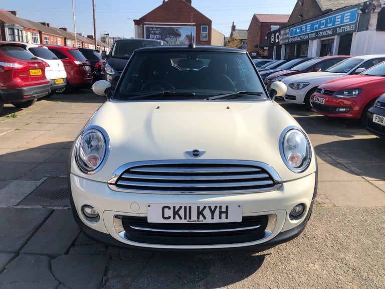2011 MINI Convertible 1.6 Cooper [122] 2dr CONVERTIBLE Petrol Manual