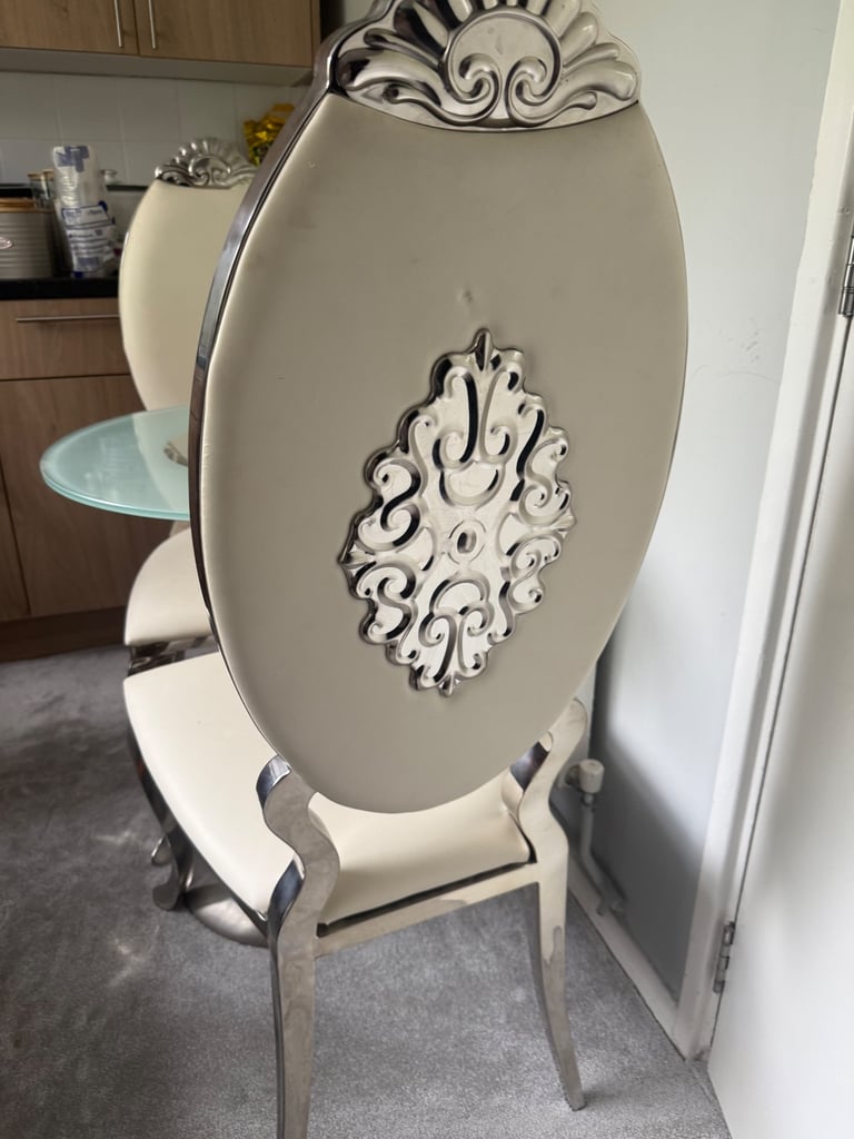 Chair &Table