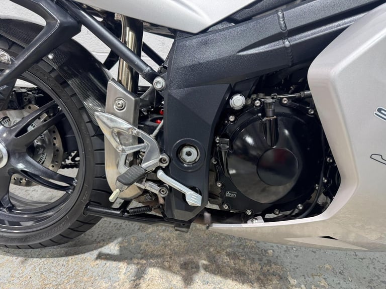 2005 Triumph Sprint ST 1050