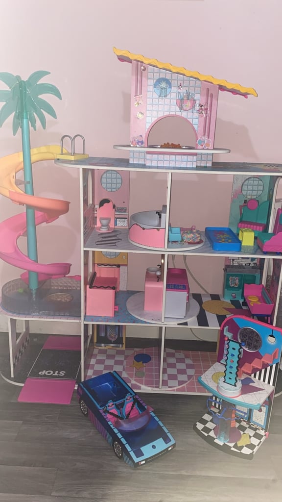 LOL doll mansion