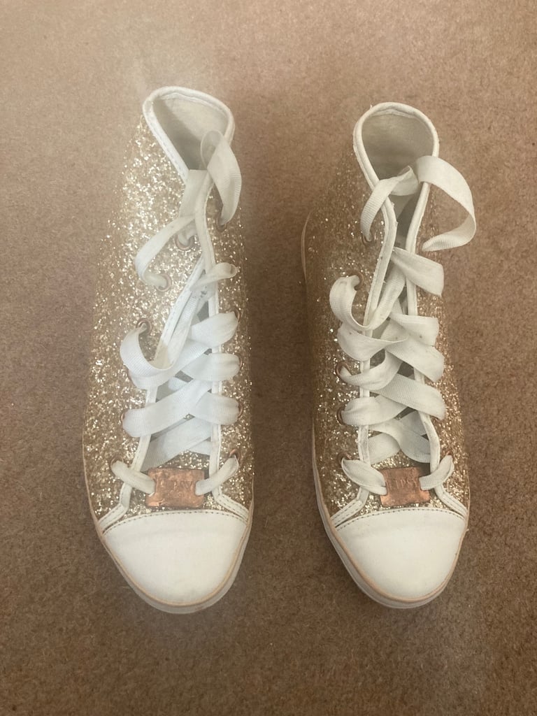 image for Lipsy London Gold Glitter Trainers UK Size 6, EU 39.