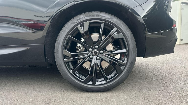 2025 Volvo XC60 Black Edition Ultra, T8 AWD Plug-in hybrid, Electric/Petrol ESTATE Petrol/Electri...