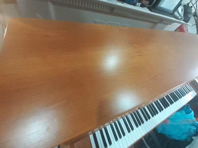 Yamaha c1996 upright Piano Satin Walnut *adjustable stool + 1st tuning* 3 pedals