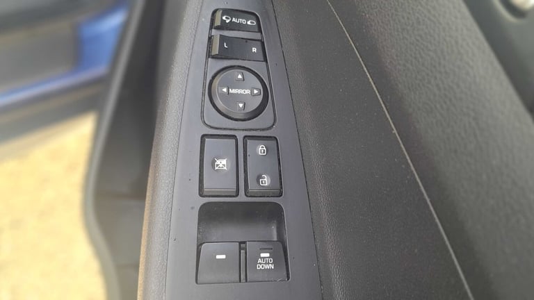 2019 Hyundai TUCSON 1.6 GDi S Connect 5dr 2WD SUV Petrol Manual