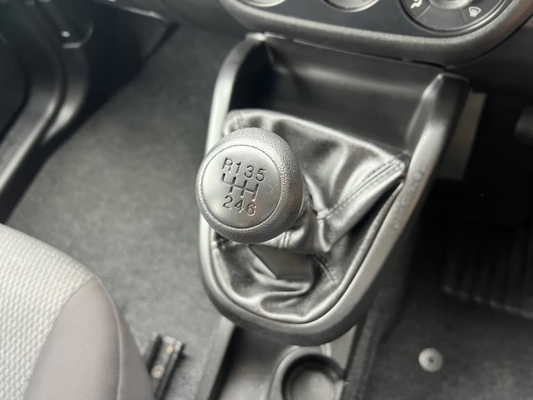 FIAT DOBLO MAXI 1.6 MULTIJET 105PS ACTIVE WHEELCHAIR VEHICLE 16 REG 17,700 MILES