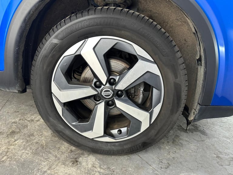 2022 Nissan Qashqai 1.3 DIG-T MHEV N-Connecta Euro 6 (s/s) 5dr HATCHBACK Petrol/Electric Hybrid M...