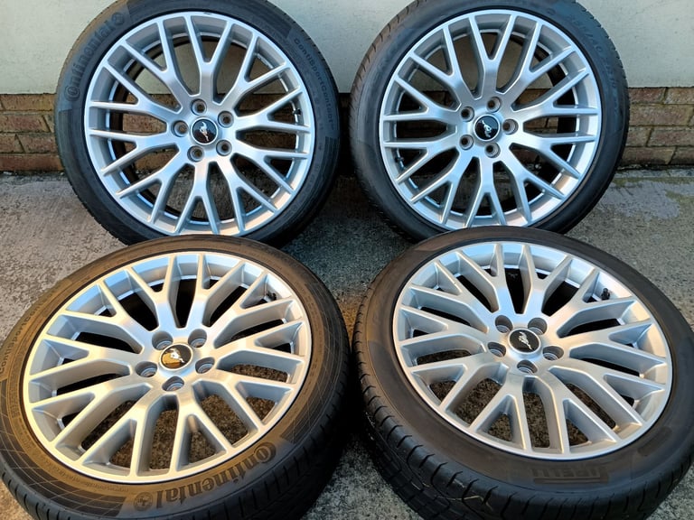 19" FORD MUSTANG ALLOYS 5x114.3 WHEELS TYRES 9J ET45 70.5CB JDM FITMENT