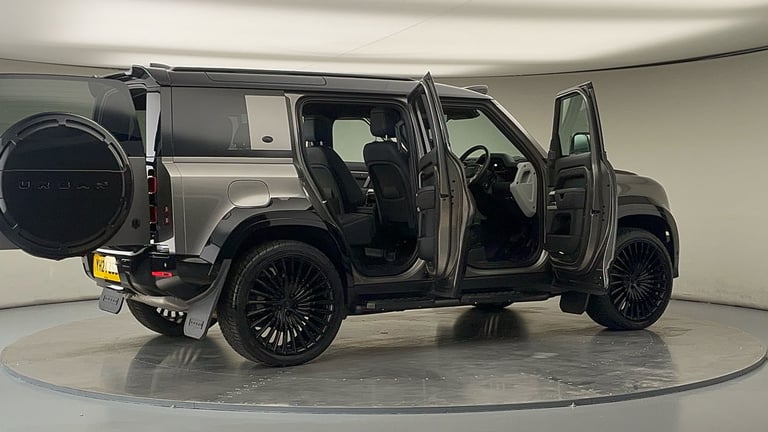 2024 Land Rover Defender 110 3.0 D250 MHEV X-Dynamic HSE SUV 5dr Diesel Auto 4WD Euro 6 (s/s) (25...