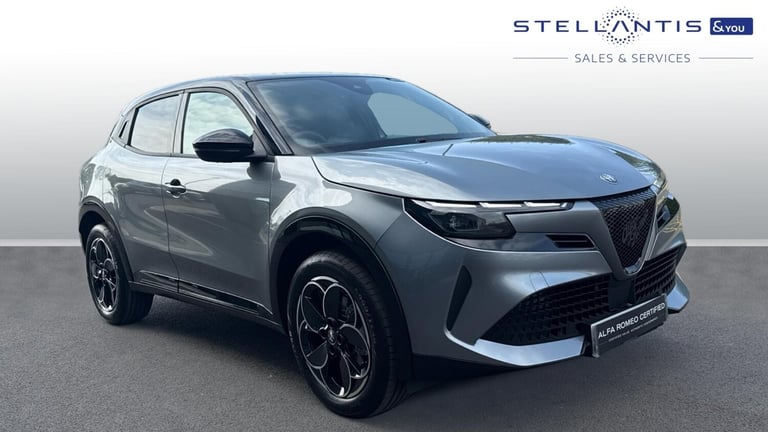 2025 Alfa Romeo Junior 1.2 MHEV Ibrida SUV 5dr Petrol Hybrid e-DCT Euro 6 (s/s) (136 ps) SUV Hybr...