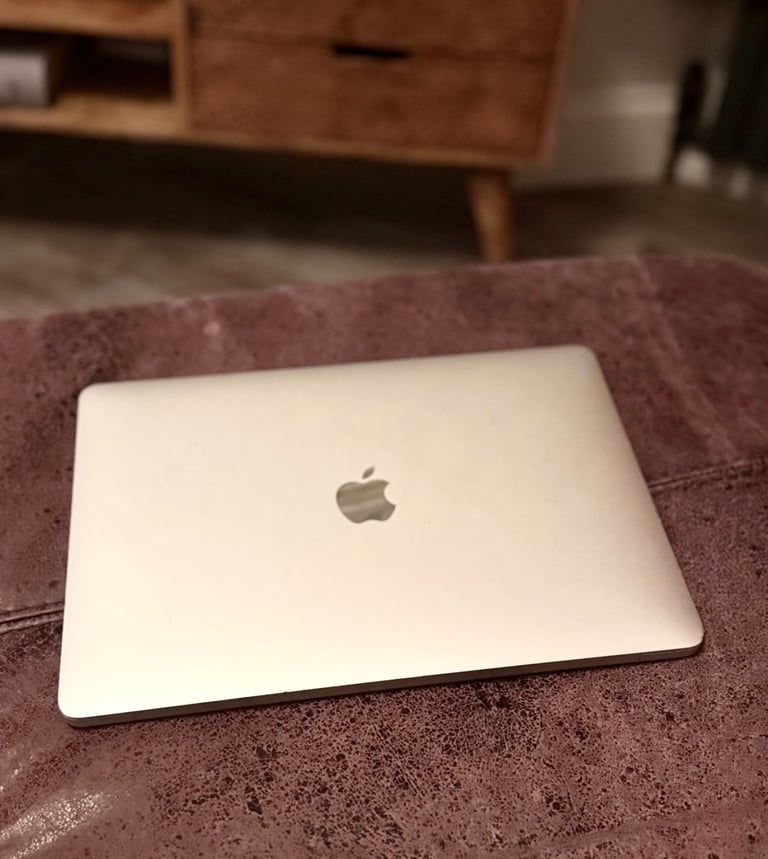 image for MacBook Air 13” Retina Display 2020
