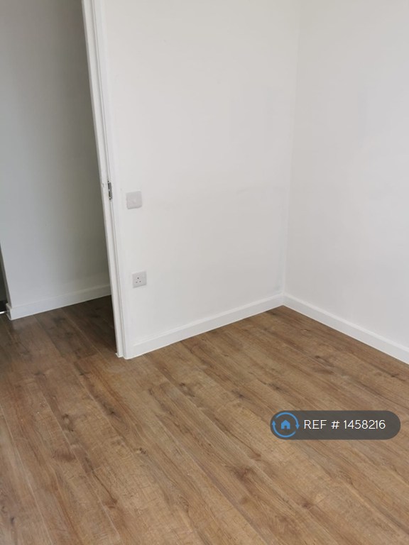 2 bedroom house in Robert Street, Blyth, NE24 (2 bed) (#1458216)