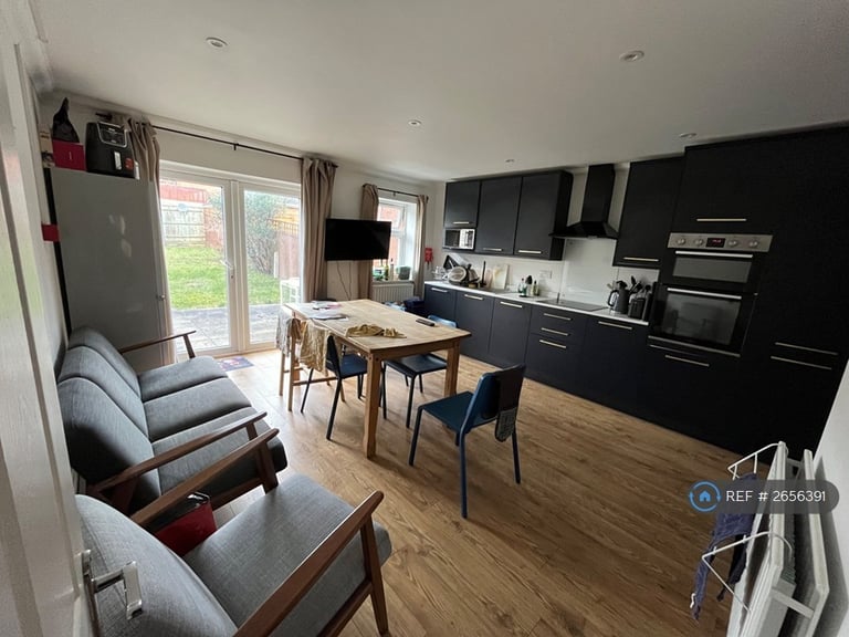 1 bedroom in Coach House Mews, Caversham, Reading, RG4 (#2656391)