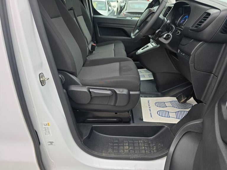 2023 Citroen Dispatch E 1000 75 kWh Enterprise M in white, 12,000 miles, full service history, 1 ...