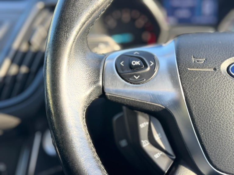 2016 Ford Kuga 2.0 TDCi EcoBlue Zetec Powershift AWD Euro 6 (s/s) 5dr HATCHBACK Diesel Automatic