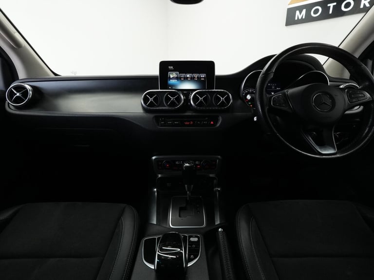  Mercedes-Benz X-Class 2.3 CDI Power Auto 4MATIC Euro 6 4dr Diesel Automatic