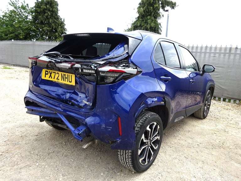 2022 72 REG TOYOTA YARIS CROSS DESIGN HEV HYBRID AUTO DAMAGED SALVAGE
