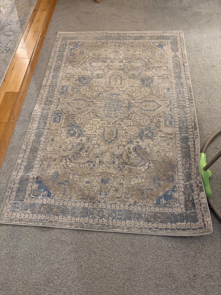 Rug