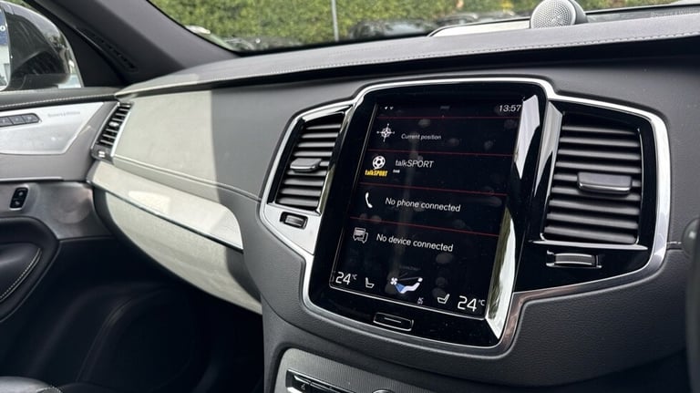 2021 Volvo XC90 Recharge R-Design Pro, T8 AWD plug-in hybrid, 7 Seats Estate Petrol Parallel PHEV...